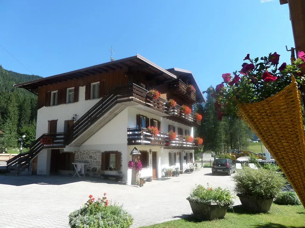 Apartment Residence Marmolada Rocca Pietore Italy
